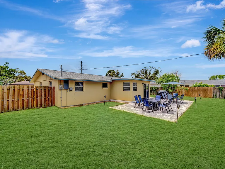 656 Southland Rd — Photo 34