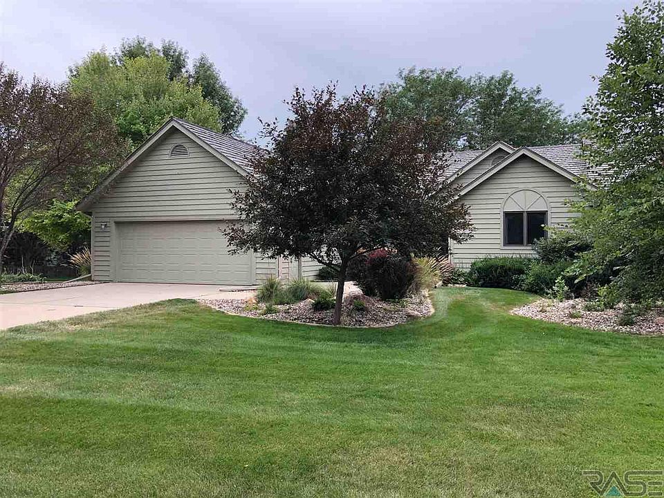 1st image of 5127 S Sweetbriar Dr