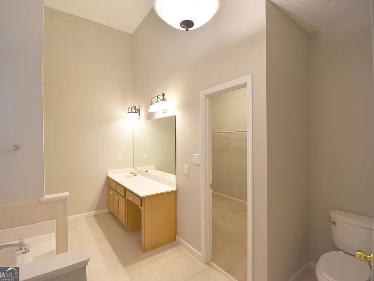 219 Turnbridge Cir — Photo 35