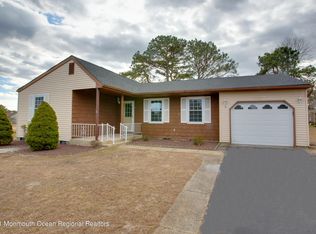 2 Norwich Ct #64, Manchester Township, NJ 08759