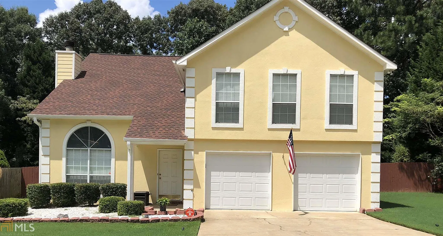 313 Eagle Ct photo 1