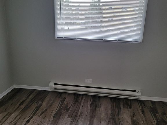 4th image of 2420 Randall Ln #3A