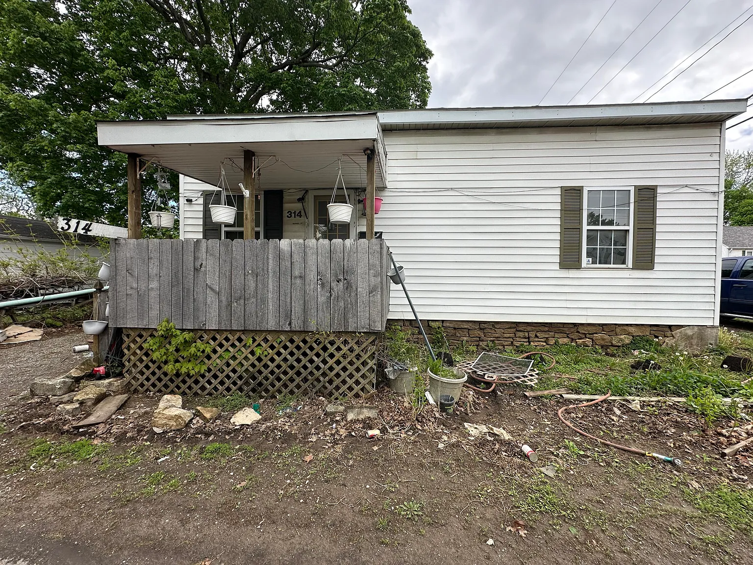 314 N Madriver St photo 1