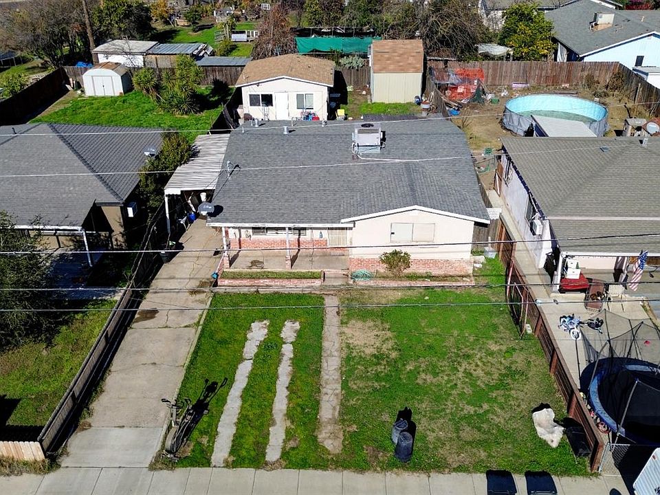 1st image of 12325 La Gallina Ave