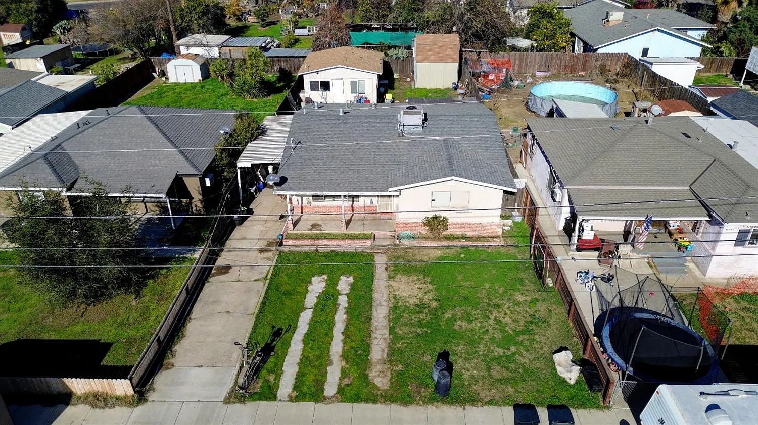 12325 La Gallina Ave photo 1