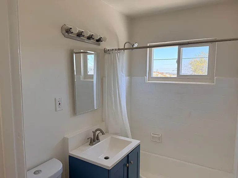 5273 Wightman St — Photo 9