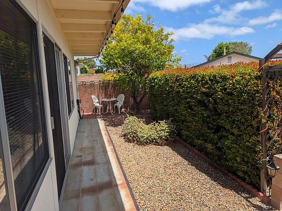 2nd image of 929 La Bonita Dr