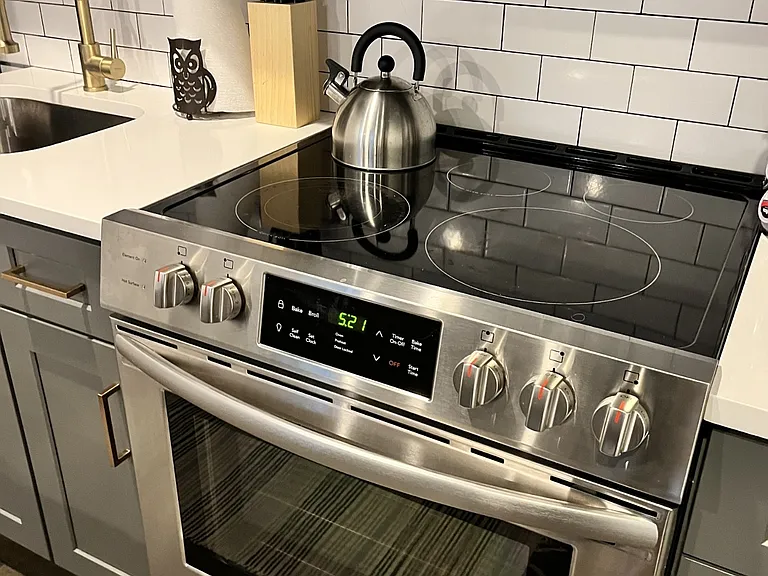 647 Magnolia St NW #2 — Photo 7