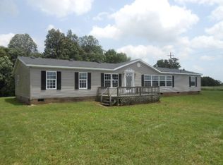 366 Glover Hill Ln, Glasgow, KY 42141