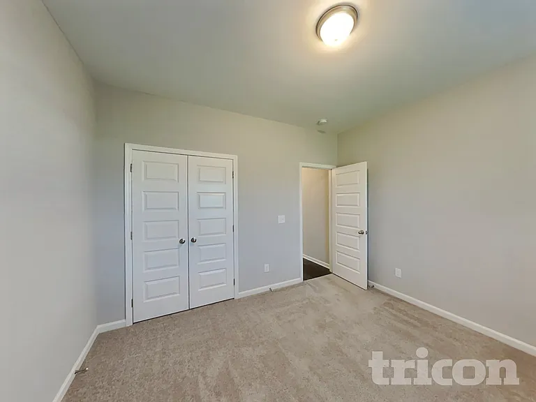 1022 Cyril Dr — Photo 12