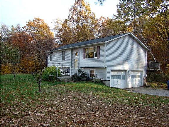 2nd image of 152 Mannville St