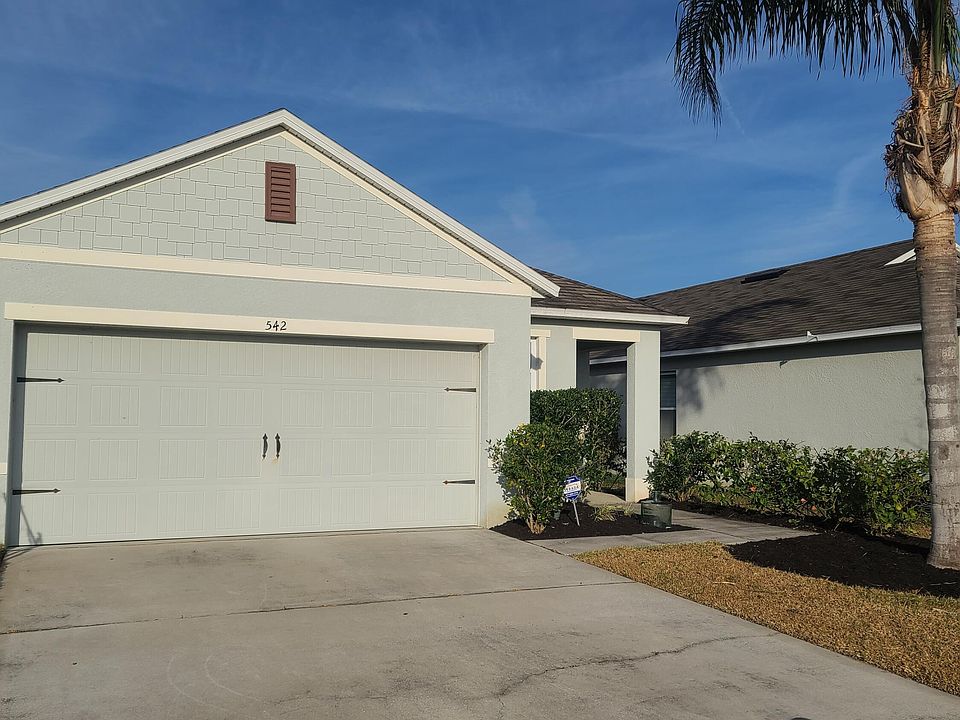 1st image of 542 Armoyan Way