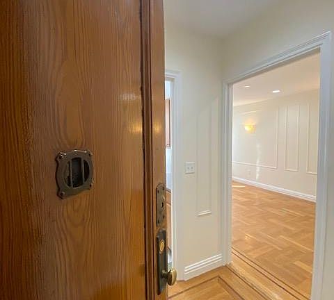 3rd image of 360 E 234th St APT 1B