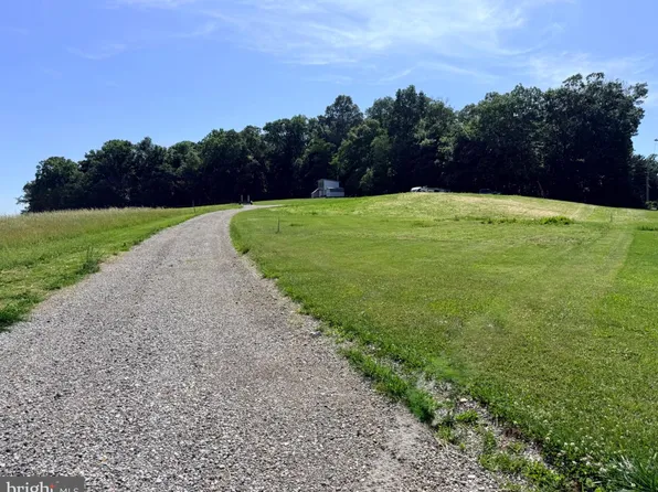 2237 Ridge Rd, Glenville, PA 17329