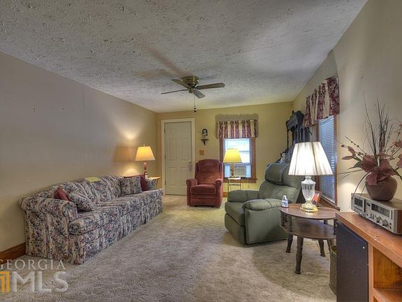 2nd image of 336 1st St