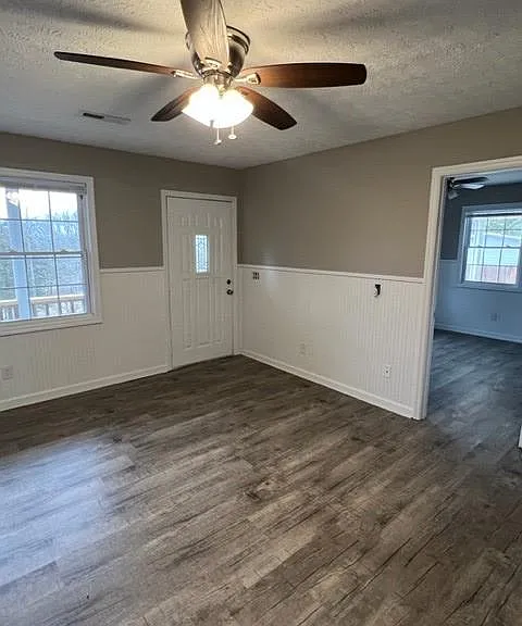 2143 Wildwood Rd — Photo 14