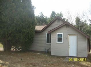 3789 Country Dr, Rhinelander, WI 54501
