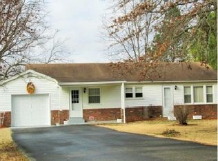 5621 Upton Rd, Mount Vernon, IN 47620