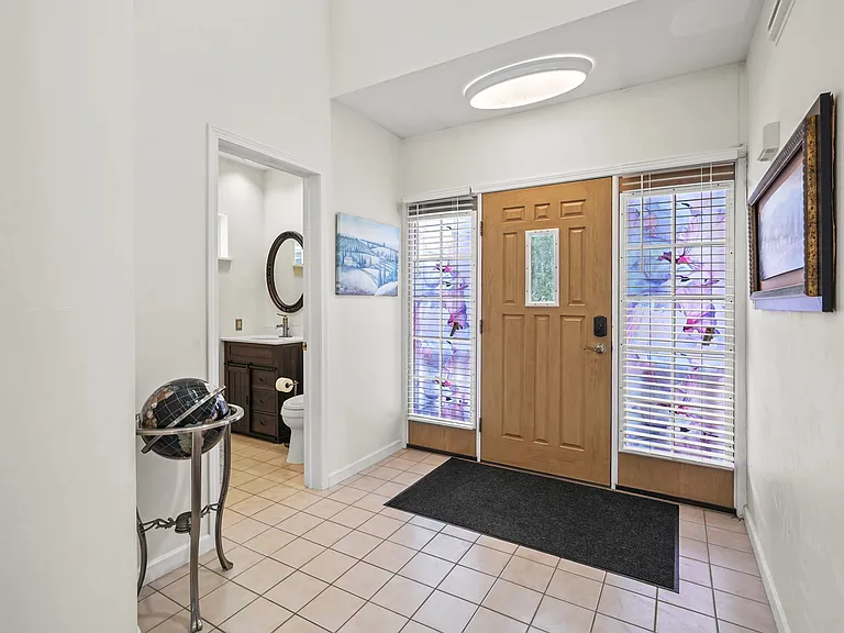 7 Sanctuary Dr — Photo 22