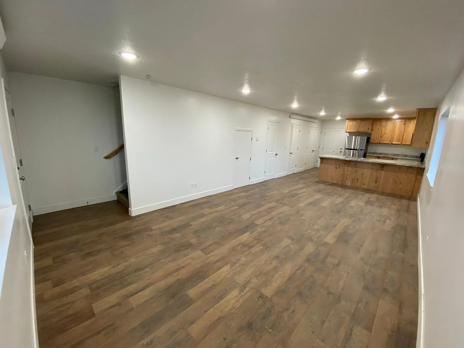2 bed, 1.5 bath, 1200 sqft, $1,800 — Photo 3
