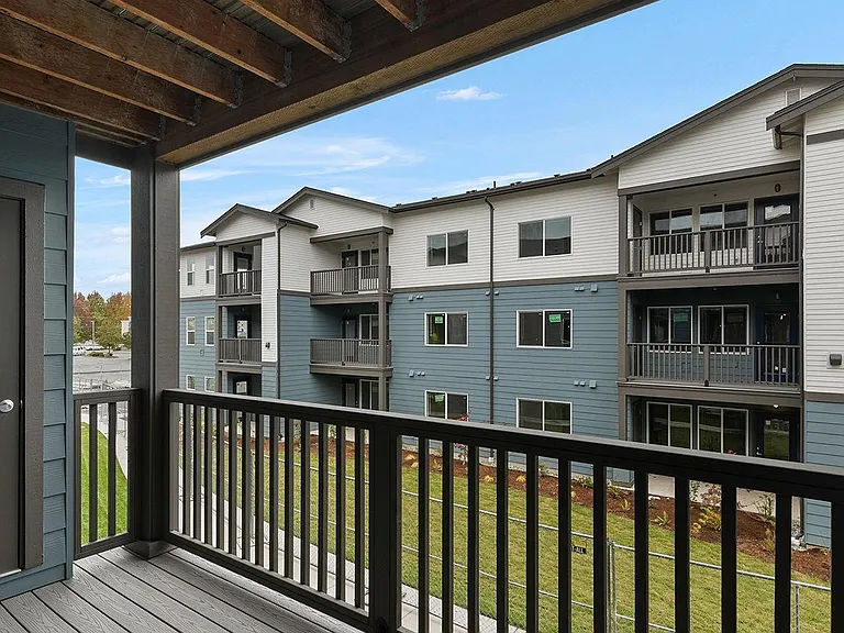 Four Pines Apartments — Photo 10