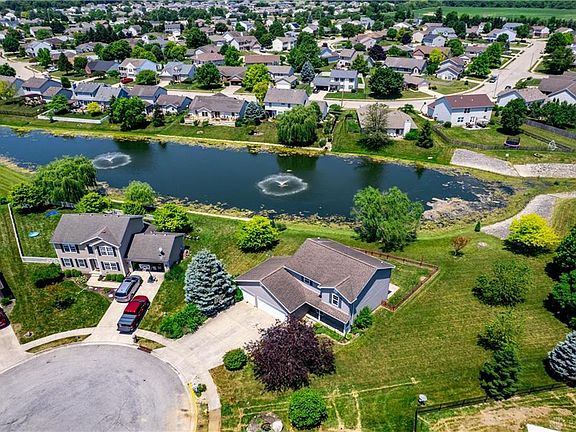 3rd image of 1341 Essex Ct