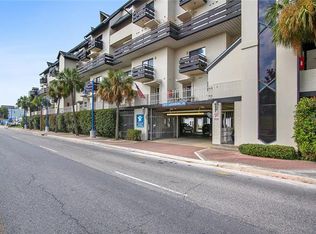 7300 Lakeshore Dr APT 4, New Orleans, LA 70124