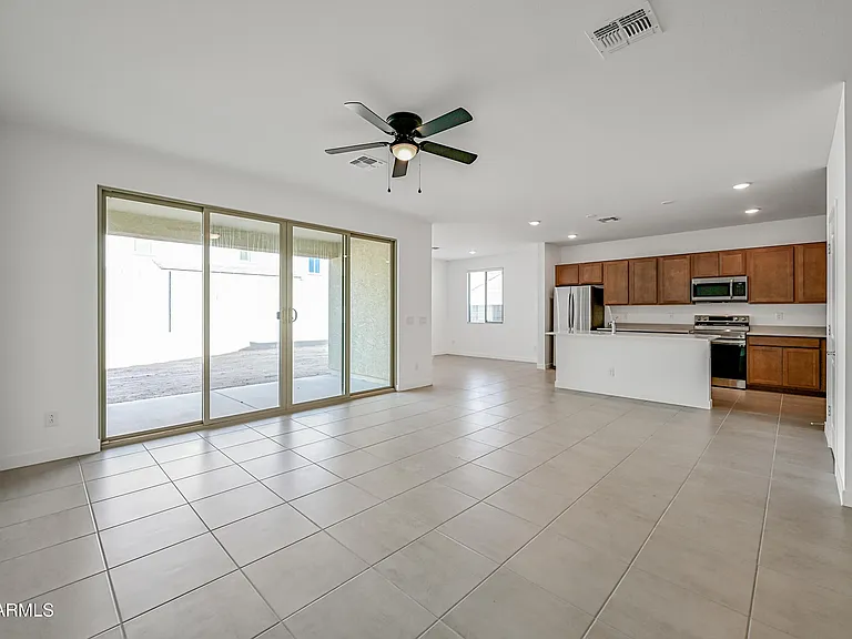 23410 W Florence Ave — Photo 5