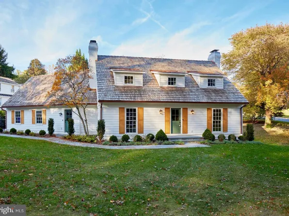 8224 Burning Tree Rd, Bethesda, MD 20817