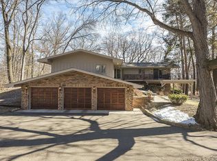 13706 Wood Ln, Minnetonka, MN 55305