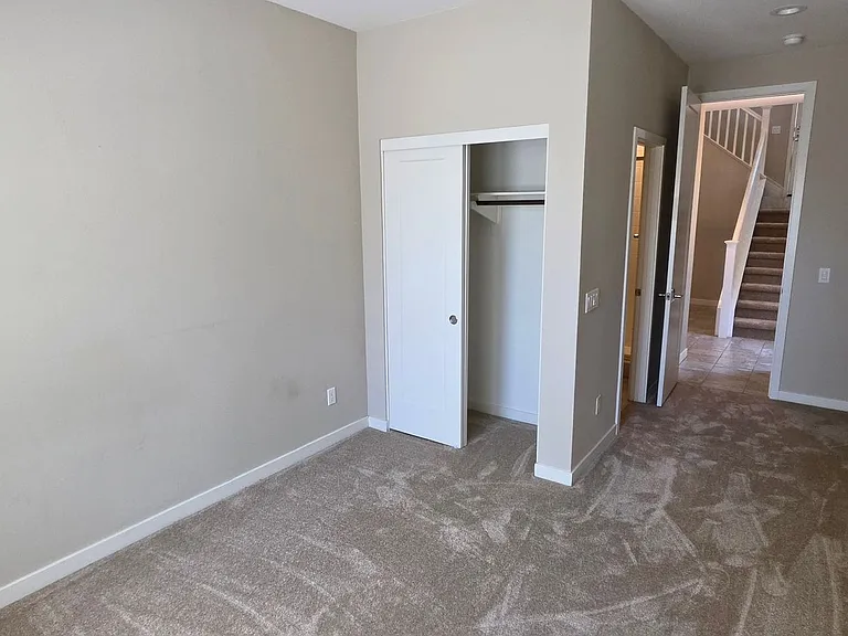 16208 Camden Cir — Photo 24