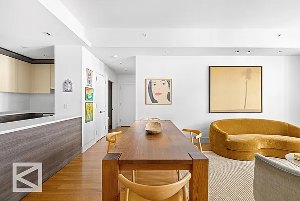 Living room, photo 1
