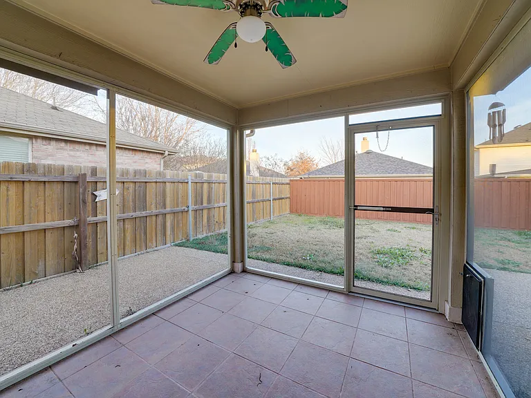 506 Hickory Ln — Photo 26