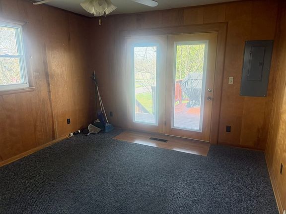 5th image of 3511 Velma Dr