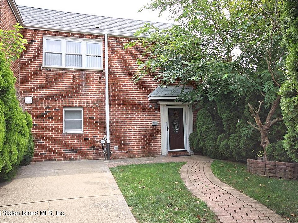 1st image of 87 Comstock Ave