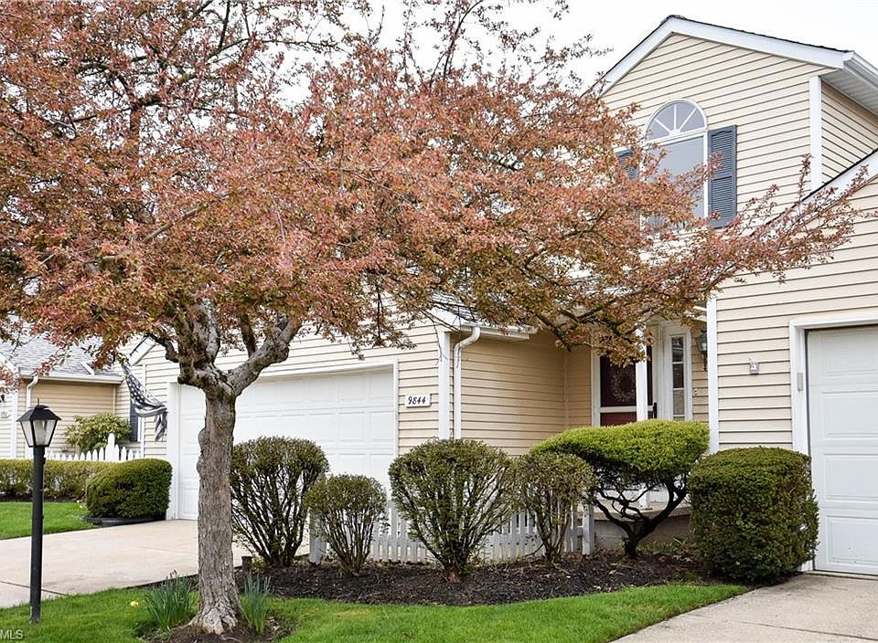 1st image of 9844 Twelve Oaks Cir