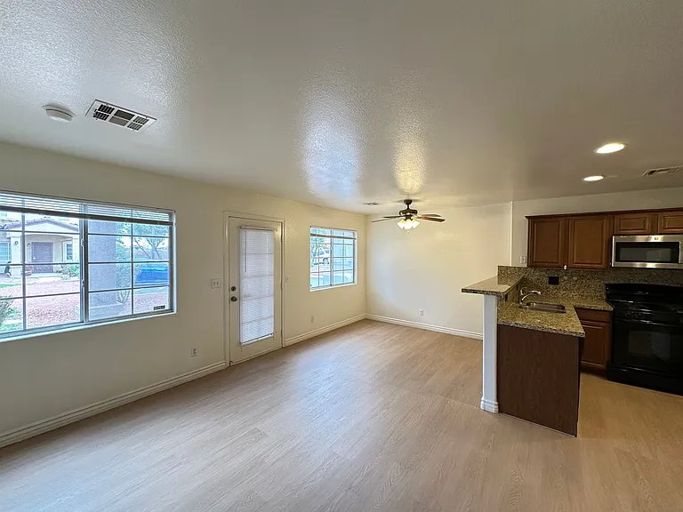 2621 Adelante Ave #108 — Photo 6