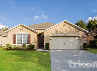 2449 Valhalla Dr, Tavares, FL 32778