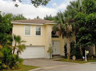 220 La Costa Way, Weston, FL 33326