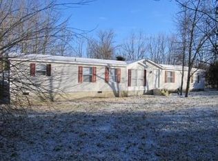 110 Laughlin Rd, Versailles, KY 40383