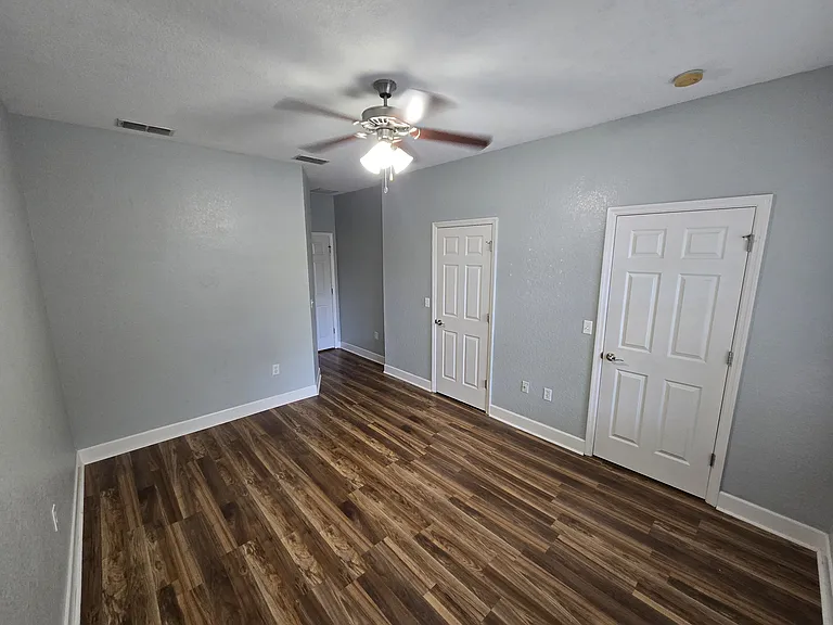 2508 SW 35th Pl — Photo 20