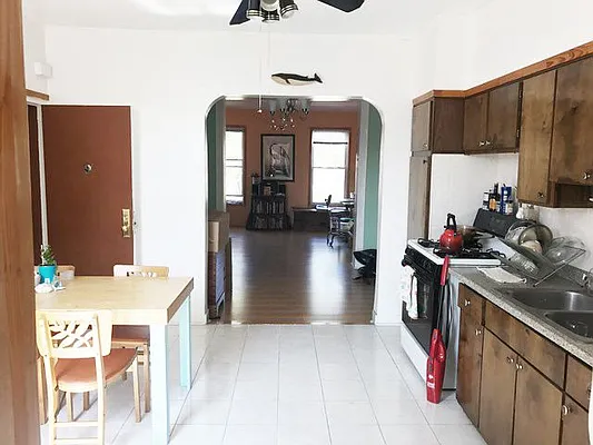 Rented by Ulas Real Estates Inc | media 61