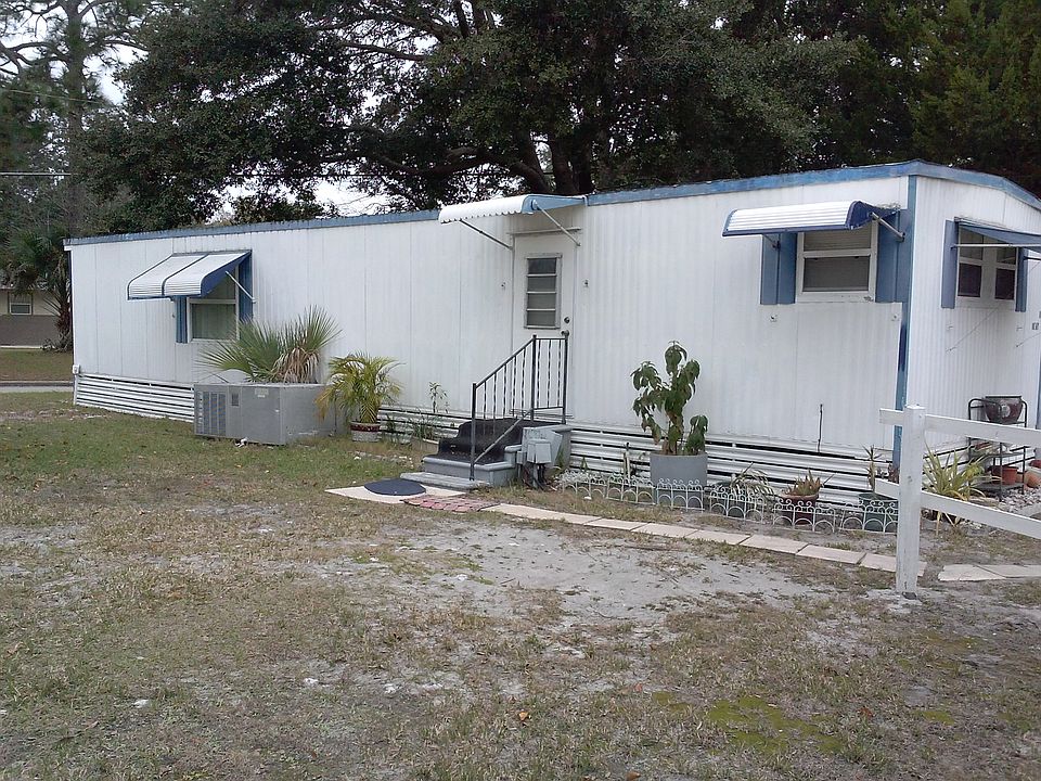 Front Door to Mohawk Rd.