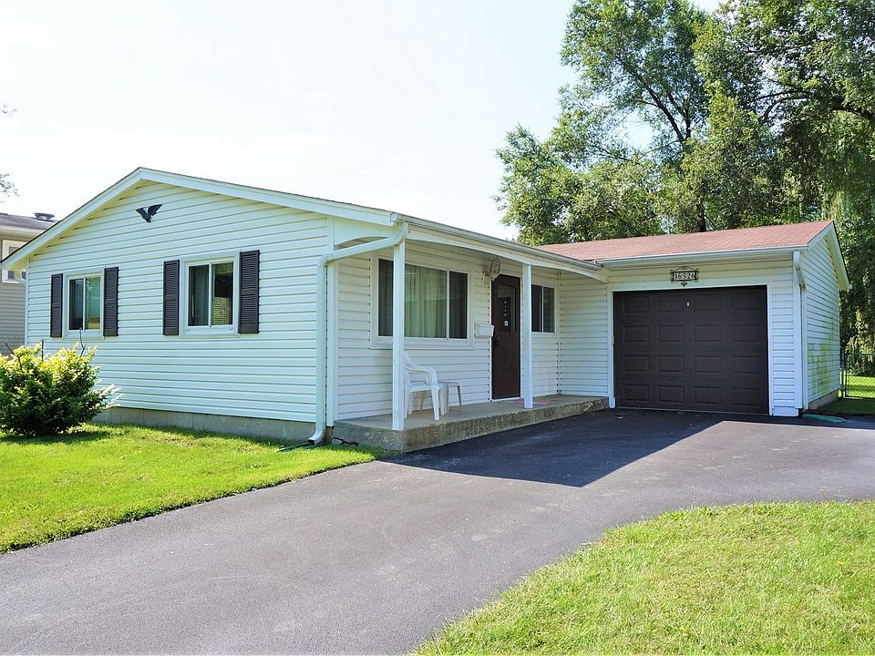 1st image of 36526 N Edgewood Dr