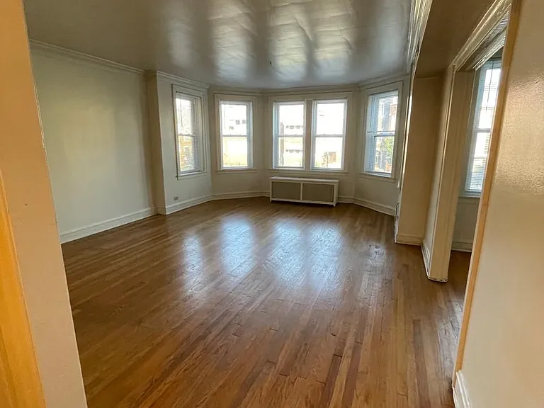 8216 S Langley Ave #2 — Photo 9