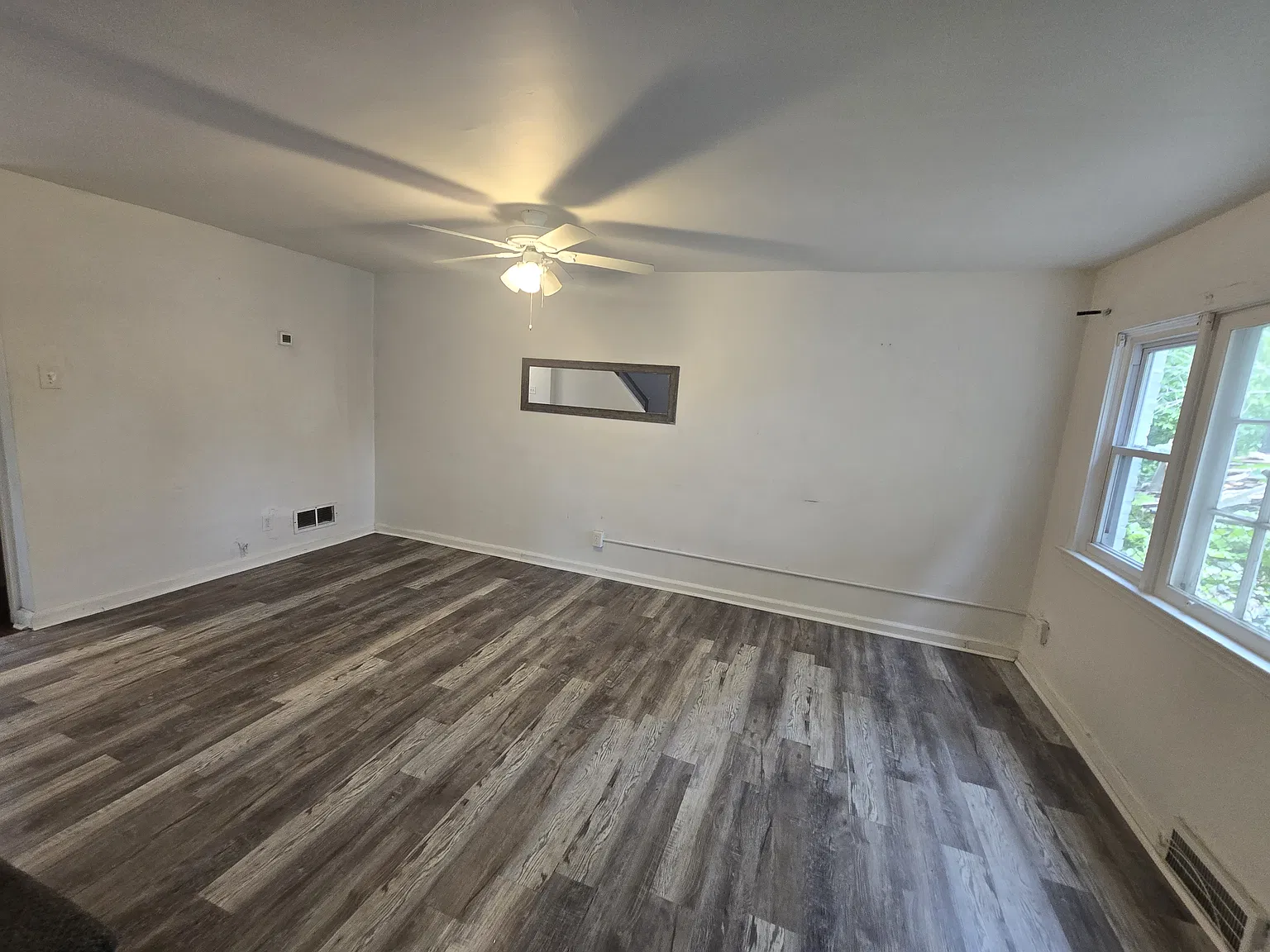 3 bed, 1196 sqft, $1,500 — Photo 4