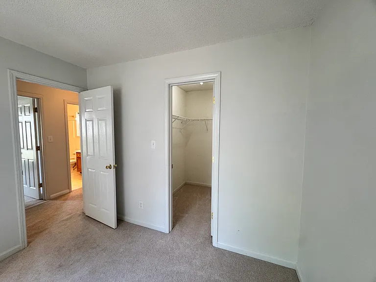 1004 Starkland Way — Photo 21