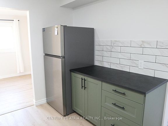 2nd image of 2700 Barton St E #47