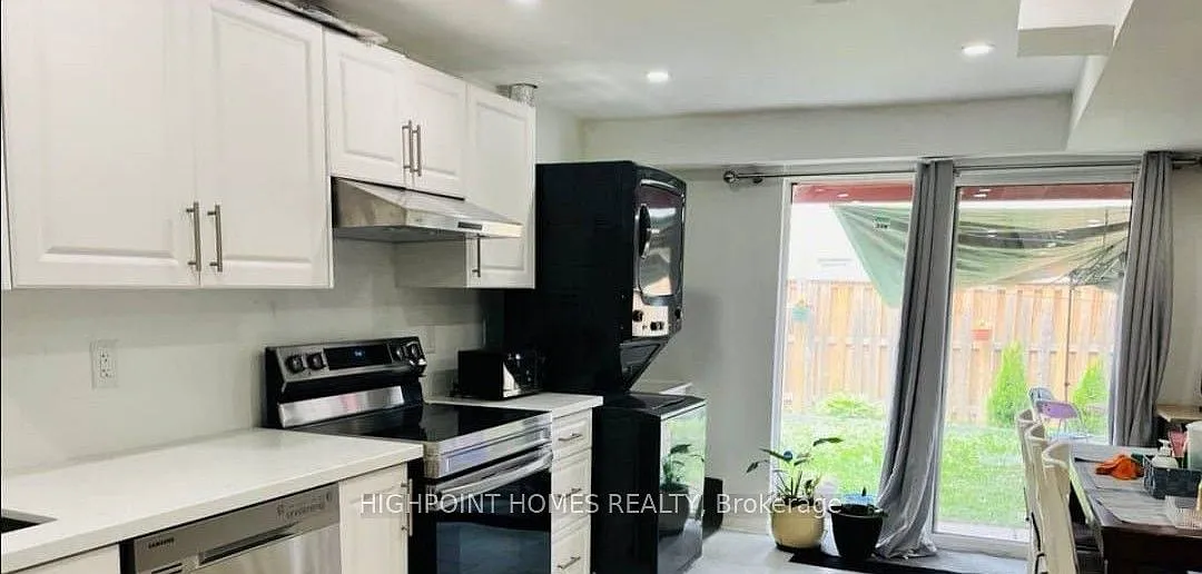 2 bed, $1,799 — Photo 2