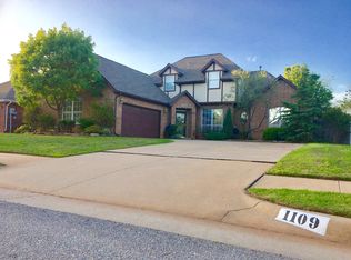 1109 Charlton Rd, Edmond, OK 73003
